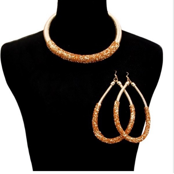 Jewelry - Glitter Gold Necklace Set Jewelry - Glitter Gold Necklace Set